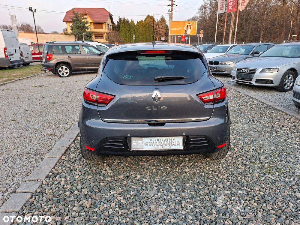 Renault Clio TCe 100 TomTom Edition - 11