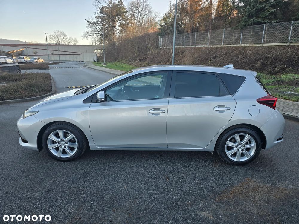 Toyota Auris 1.2 Turbo Multidrive S Executive - 35