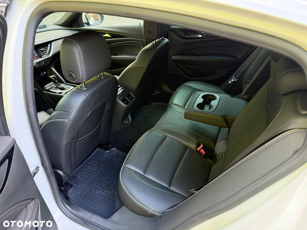 Opel Insignia 2.0 CDTI 4x4 Elite S&S - 27