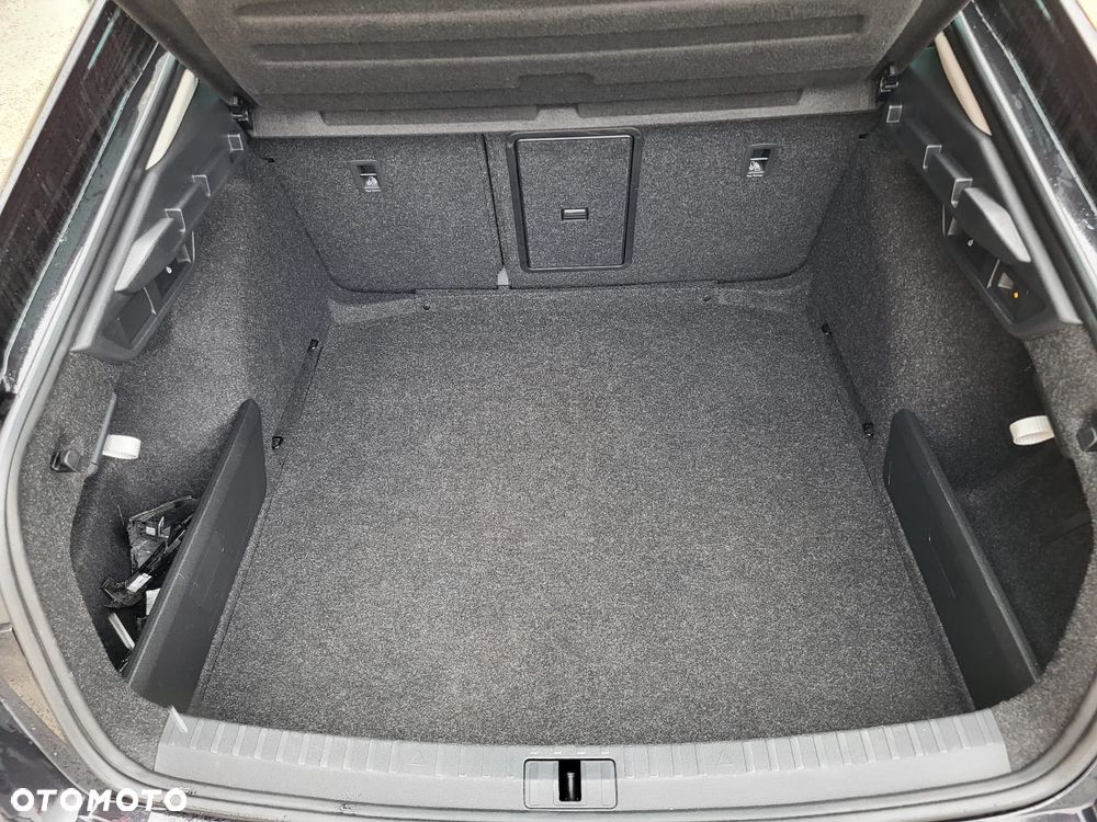 Skoda Octavia 2.0 TDI DSG Exclusive Plus - 10