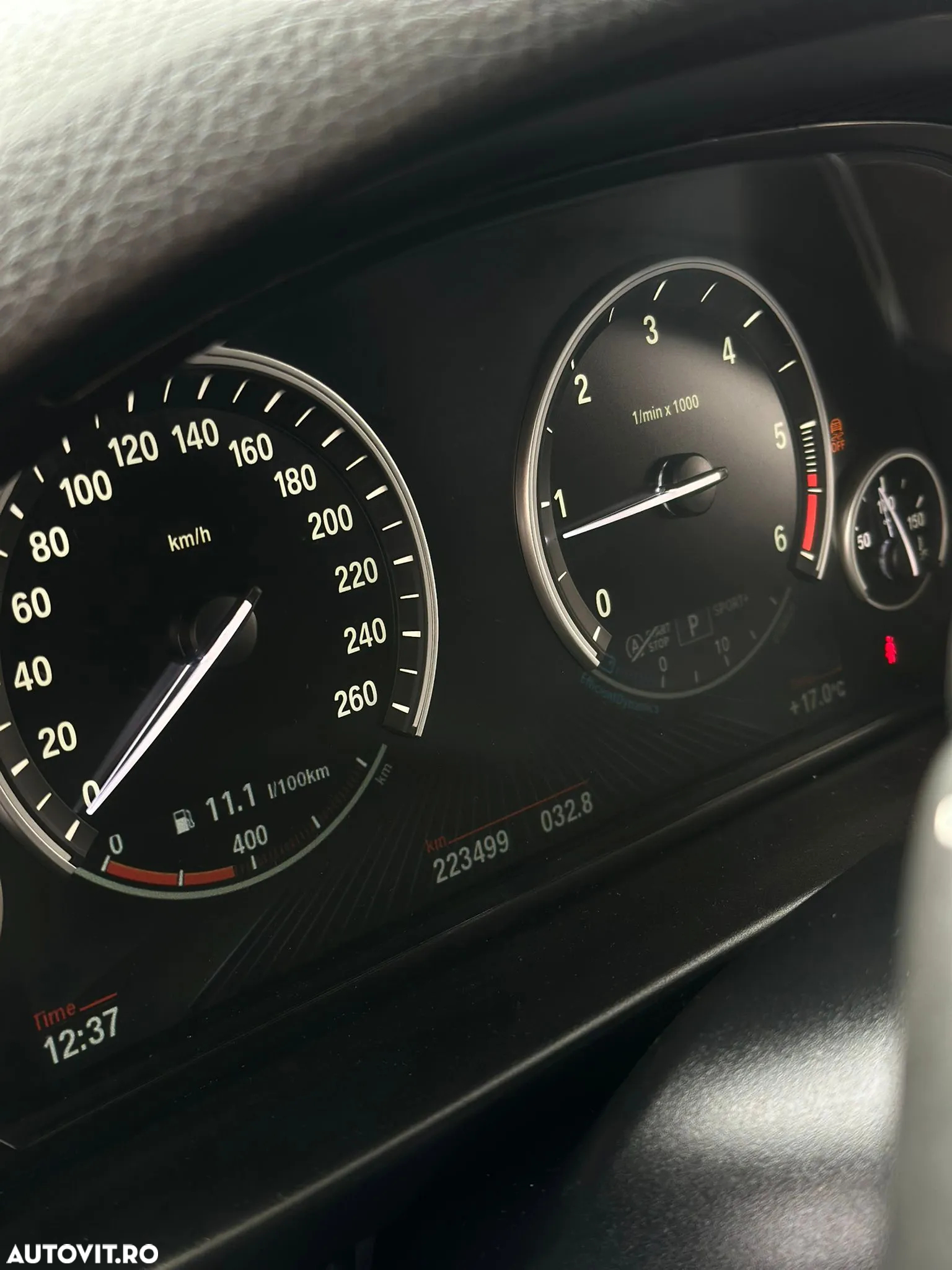 BMW Seria 5 520d xDrive Touring Aut. Luxury Line - 8