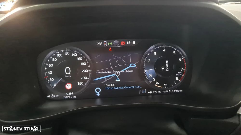 Volvo XC 40 1.5 T3 Momentum Geartronic - 33