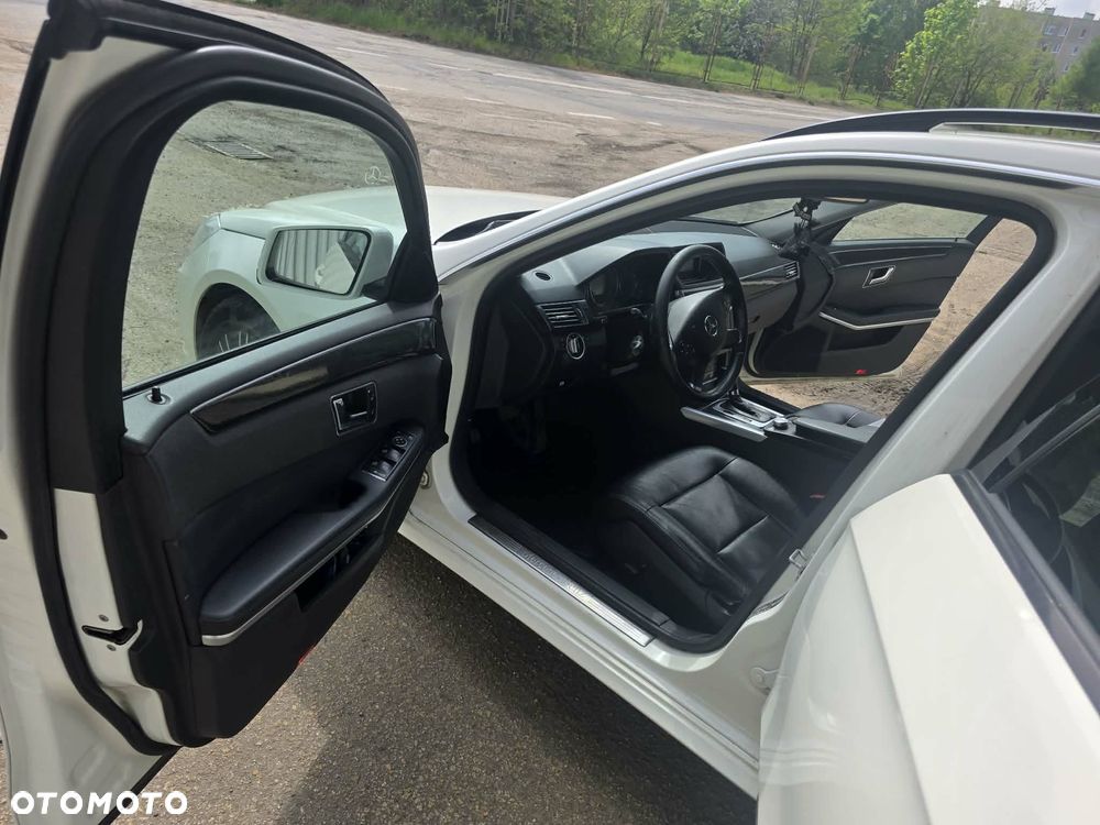 Mercedes-Benz Klasa E 220 CDI DPF BlueEFFICIENCY Automatik - 10