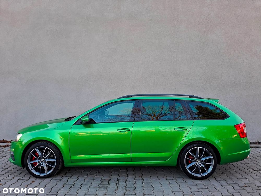 Skoda Octavia 2.0 TDI DSG RS - 3