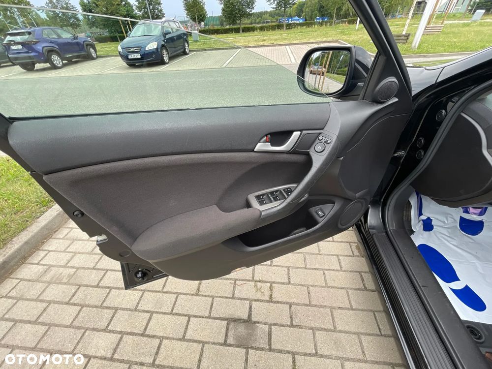 Honda Accord 2.0 Elegance Advantage - 16