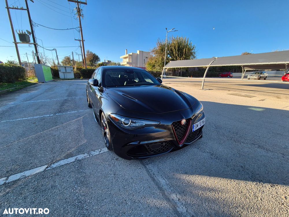 Alfa Romeo Giulia 2.9 V6 Bi-Turbo AT8 Quadrifoglio - 22
