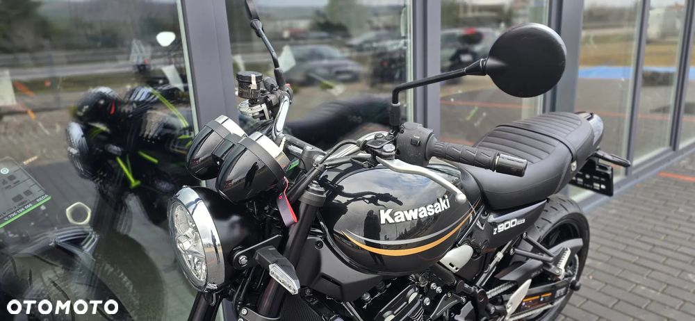 Kawasaki Z 900 RS - 28