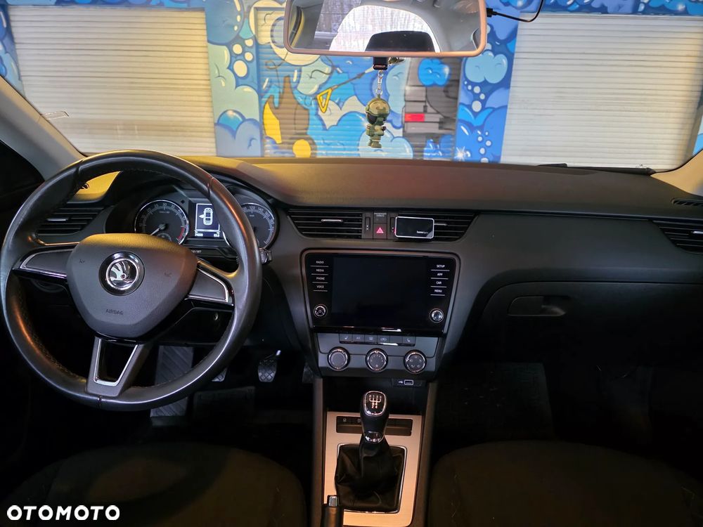 Skoda Octavia 1.6 TDI SCR Ambition - 14