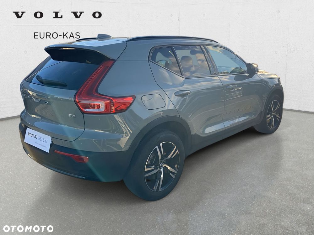 Volvo XC 40 - 5