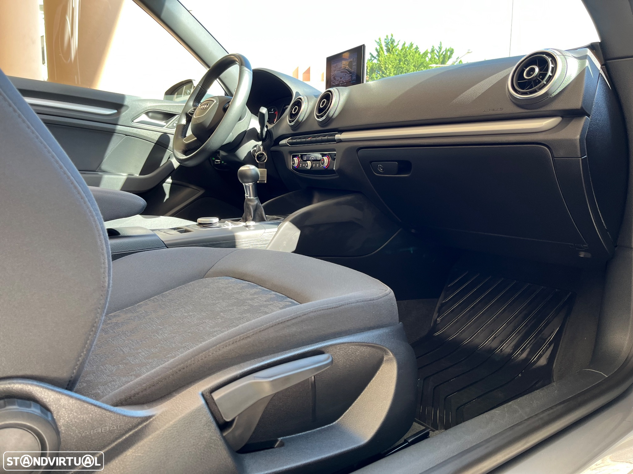 Audi A3 Cabrio 2.0 TDi Sport - 39
