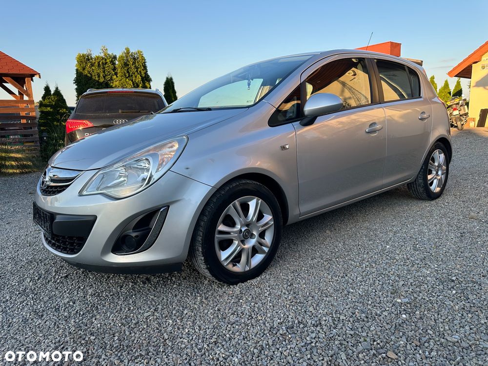 Opel Corsa 1.2 16V Enjoy - 10