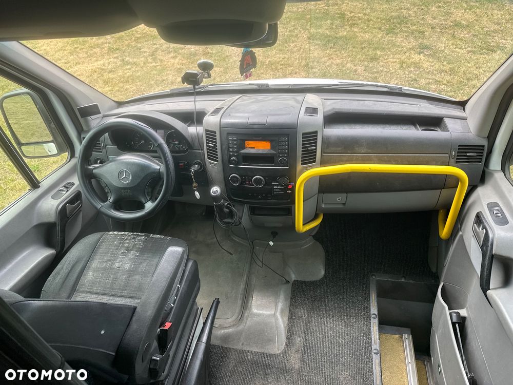 Mercedes-Benz Sprinter (BlueTec) 906.211 7G-TRONIC Plus - 9