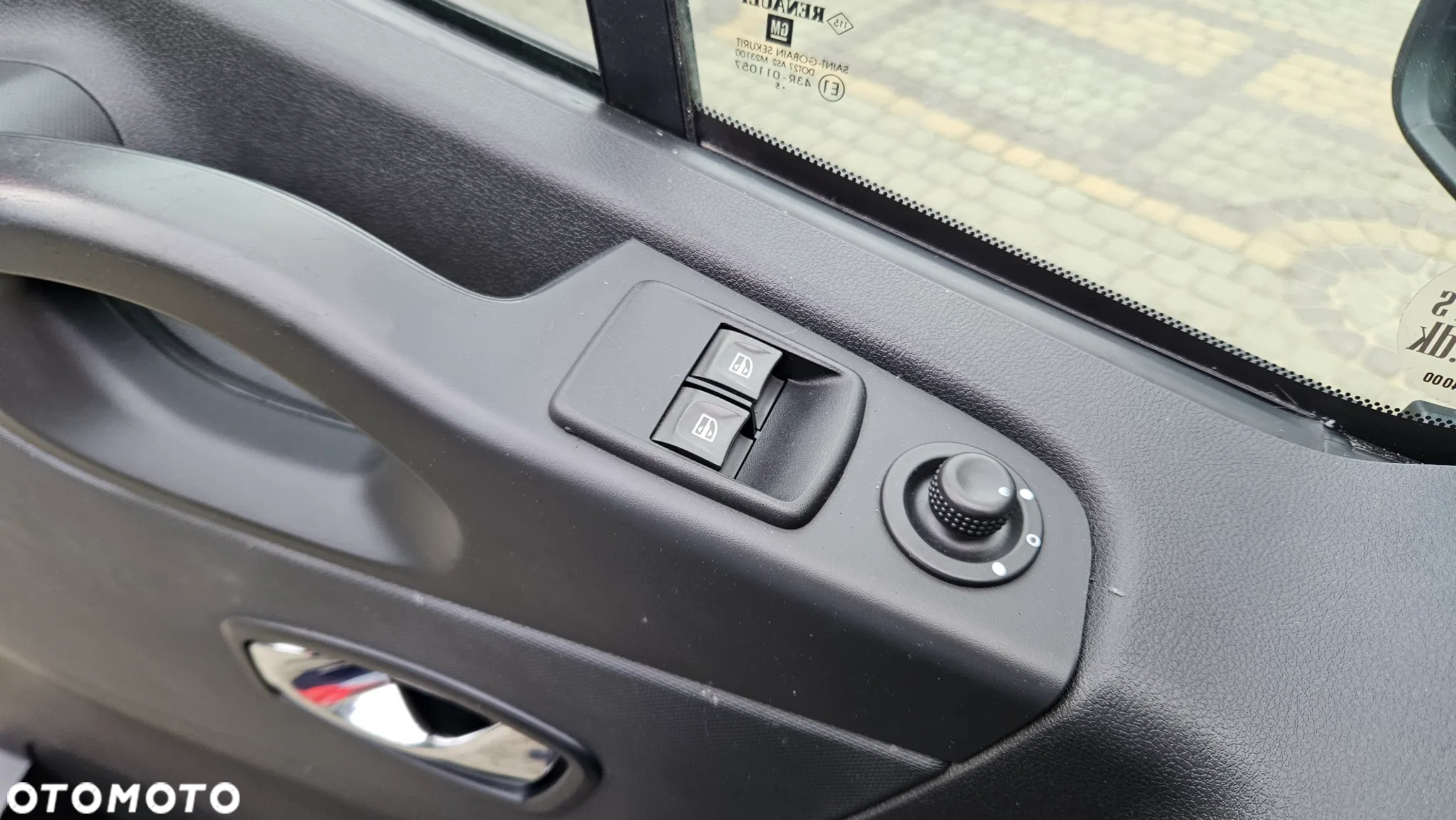 Opel Vivaro - 13