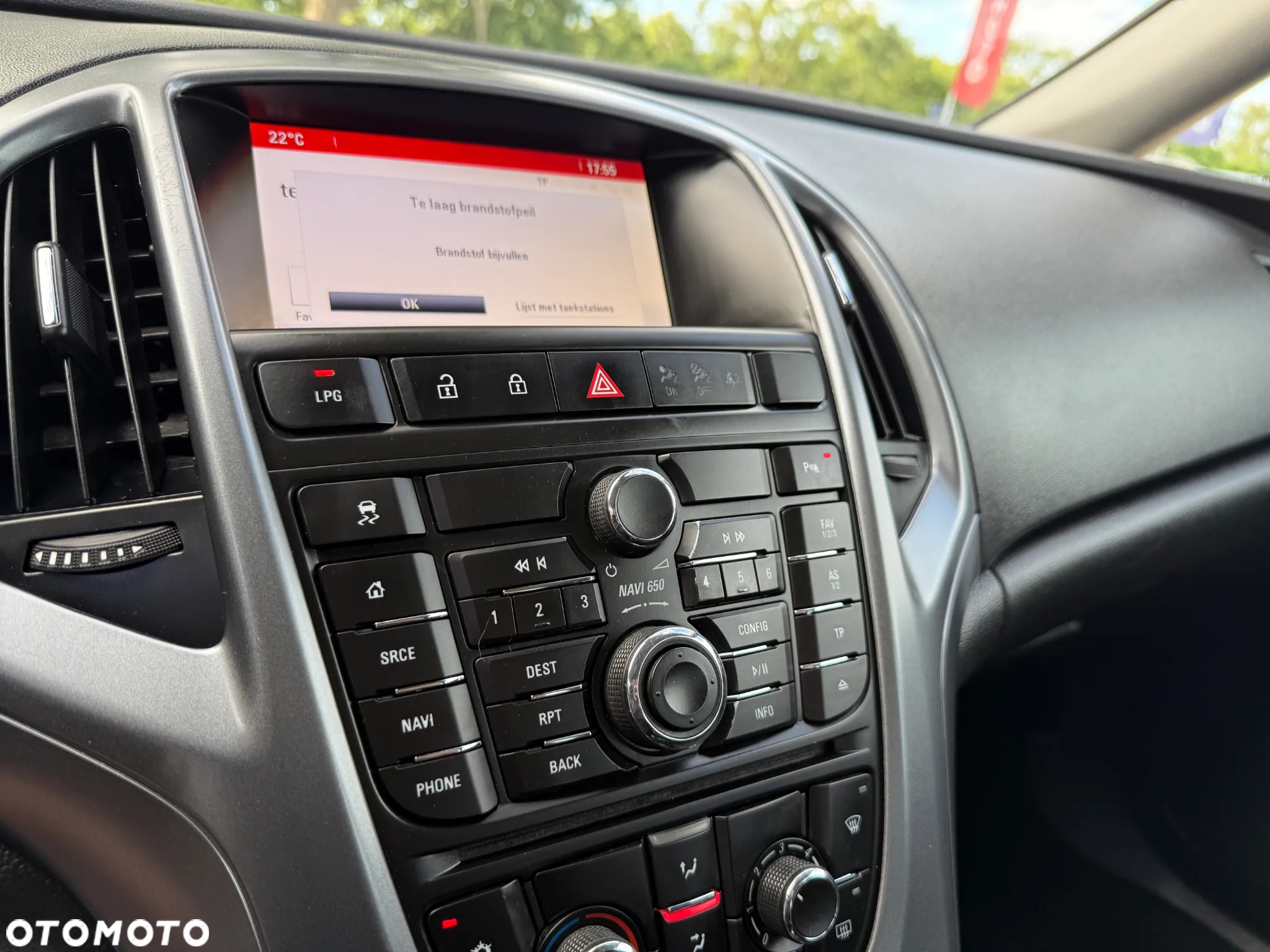 Opel Astra IV 1.4 T Cosmo S&S - 33