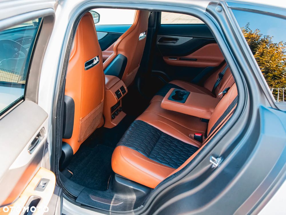 Jaguar F-Pace 5.0 V8 S/C AWD SVR - 34