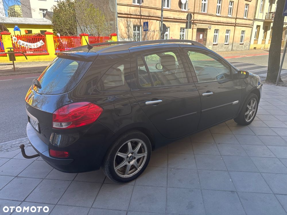 Renault Clio 1.2 16V 75 Dynamique - 17