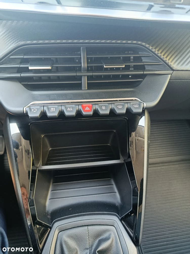 Peugeot 208 1.2 PureTech Active S&S - 6