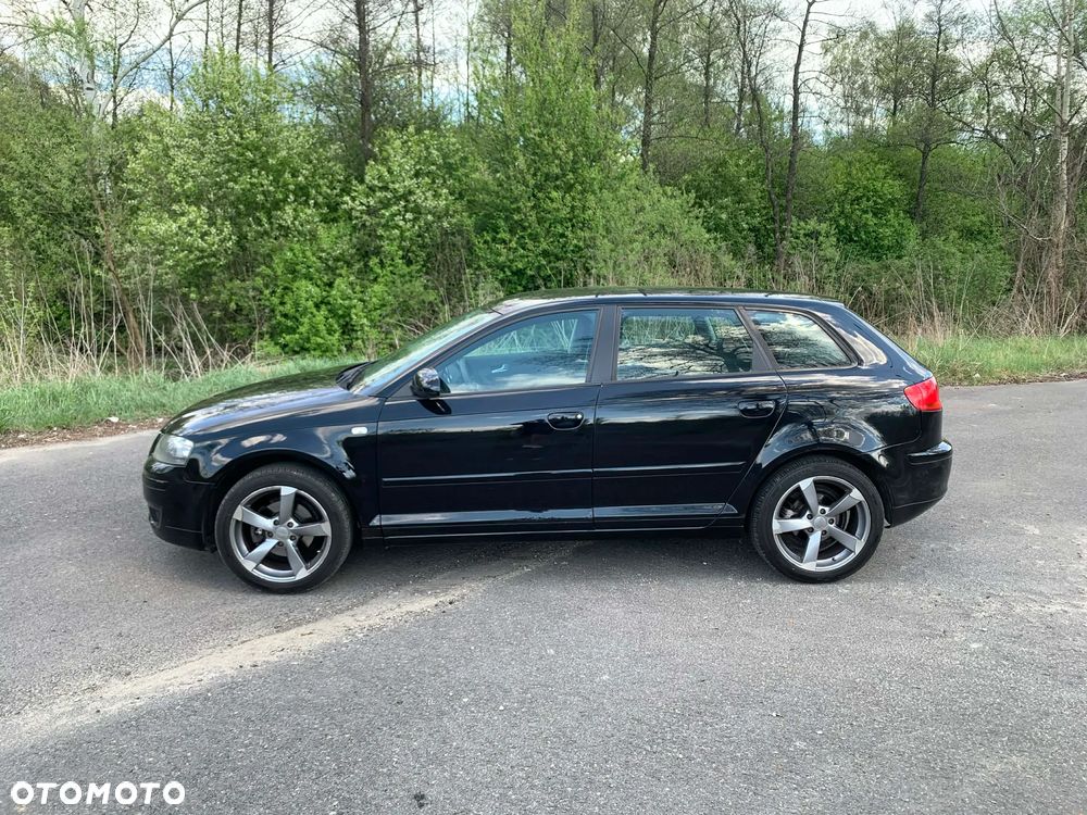 Audi A3 Sportback - 4