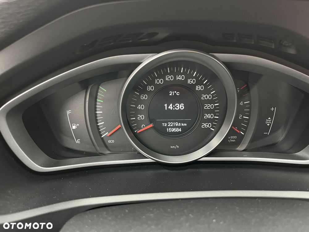 Volvo V40 - 27