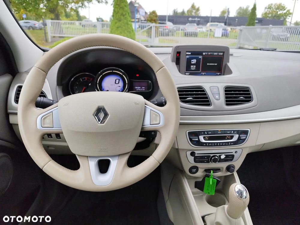 Renault Fluence 1.6 16V Intens - 13