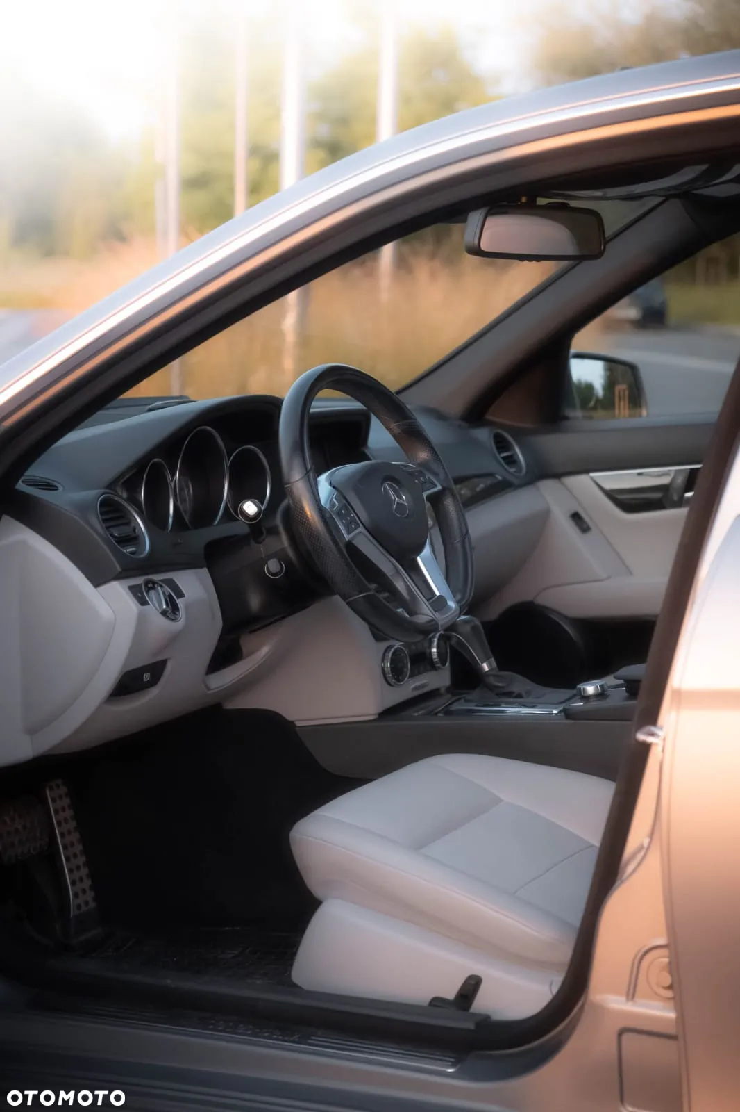 Mercedes-Benz Klasa C 350 4Matic 7G-TRONIC Avantgarde Edition - 13
