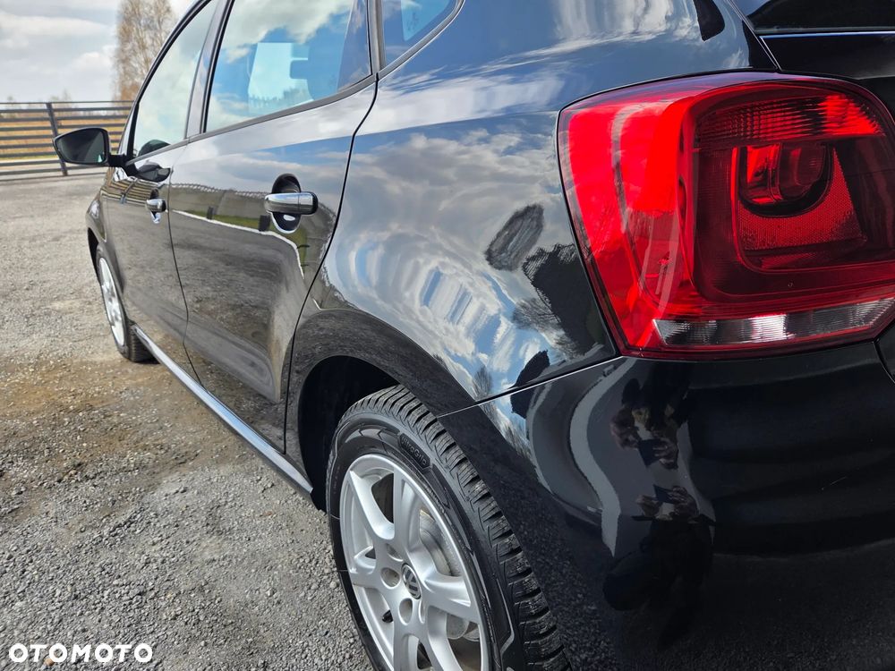 Volkswagen Polo 1.4 16V Comfortline - 19