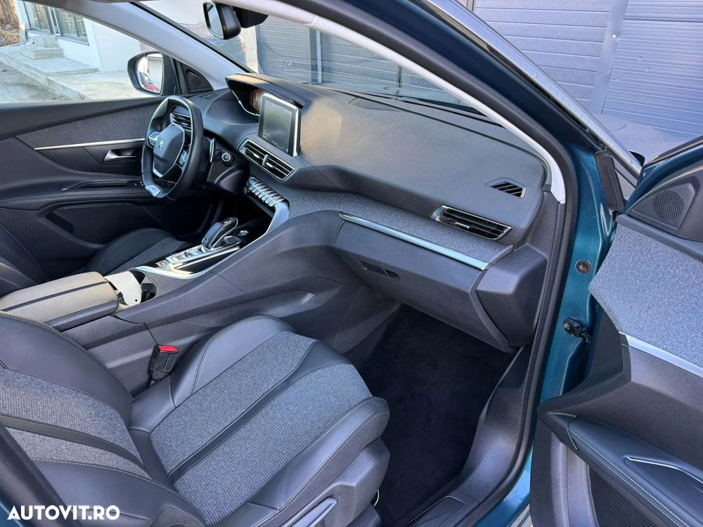 Peugeot 5008 - 19