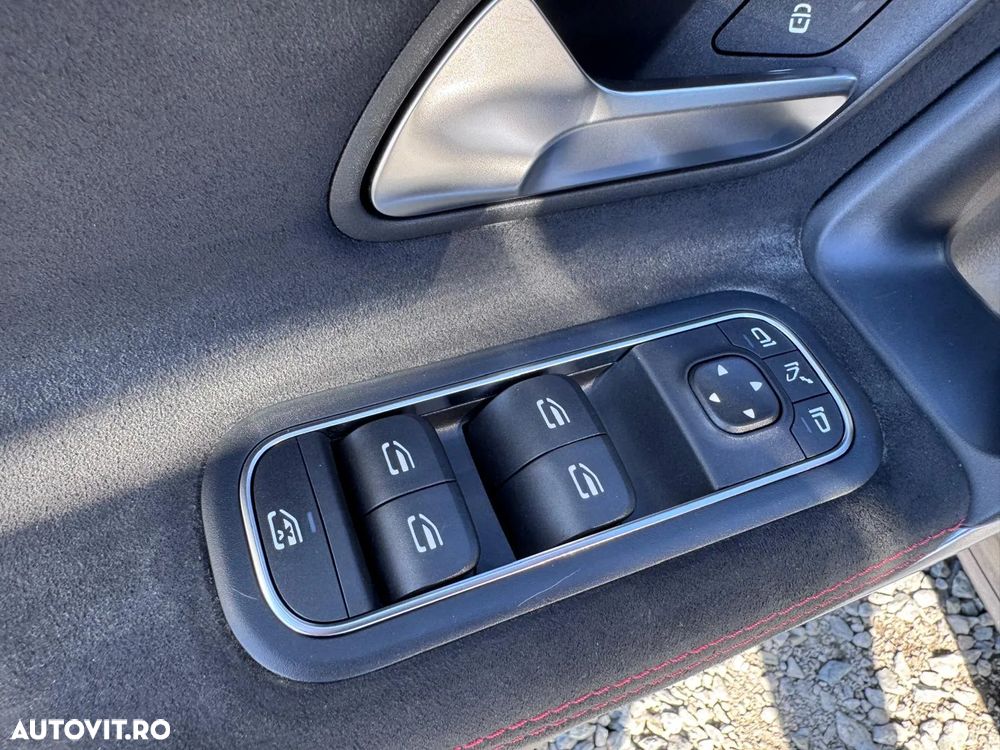 Mercedes-Benz CLA - 11