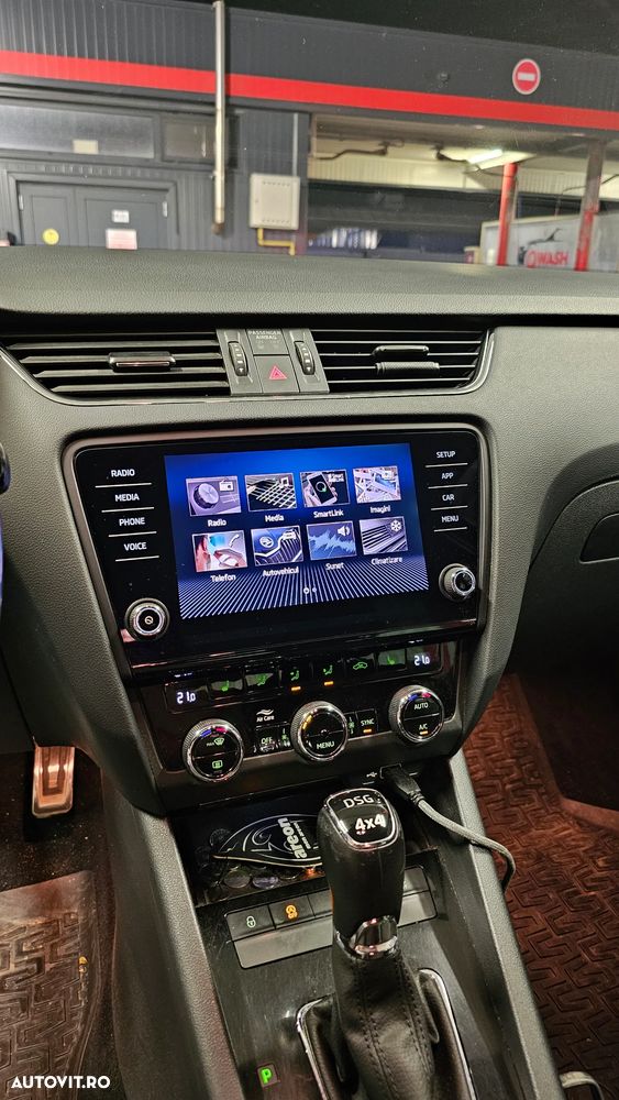 Skoda Octavia 2.0 TDI STYLE DSG - 6