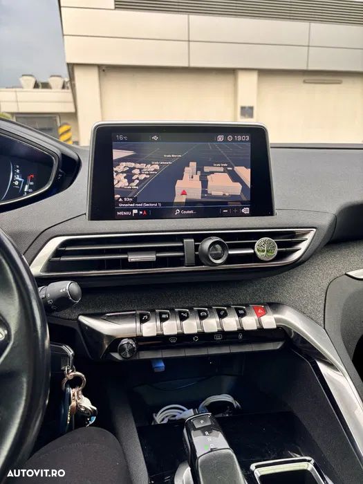 Peugeot 3008 1.2 PureTech Turbo S&S EAT8 Active - 4