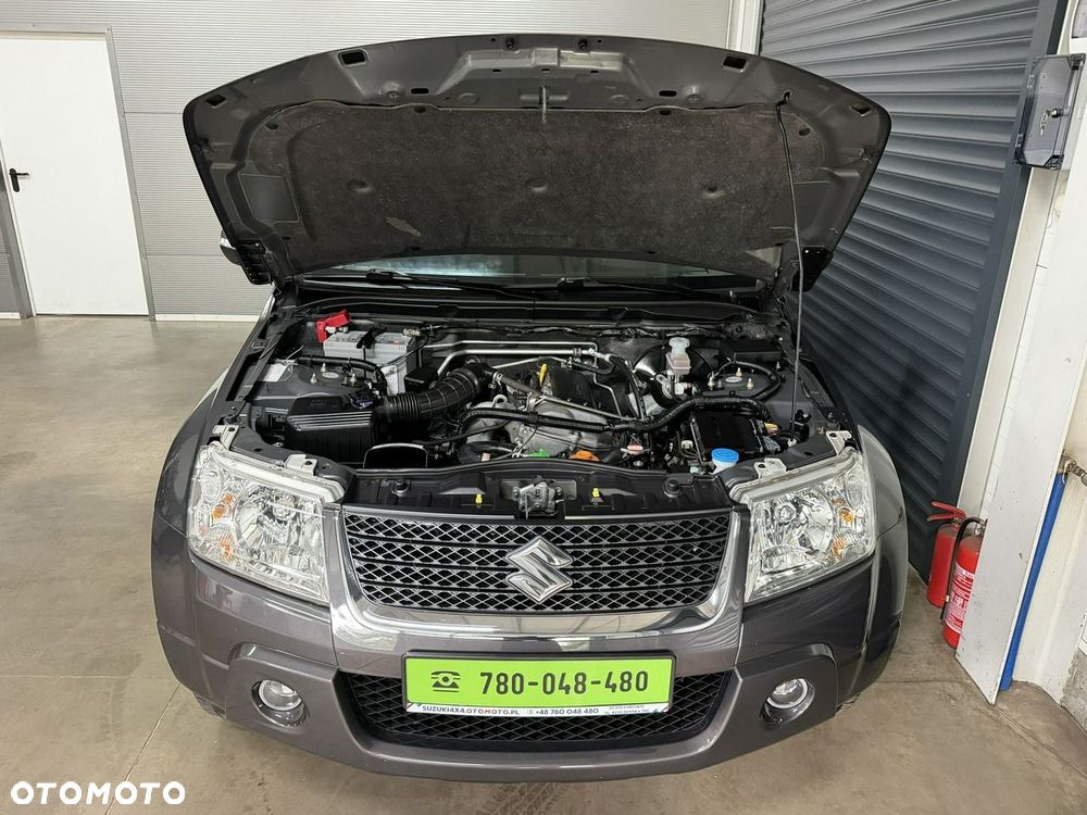 Suzuki Grand Vitara - 24