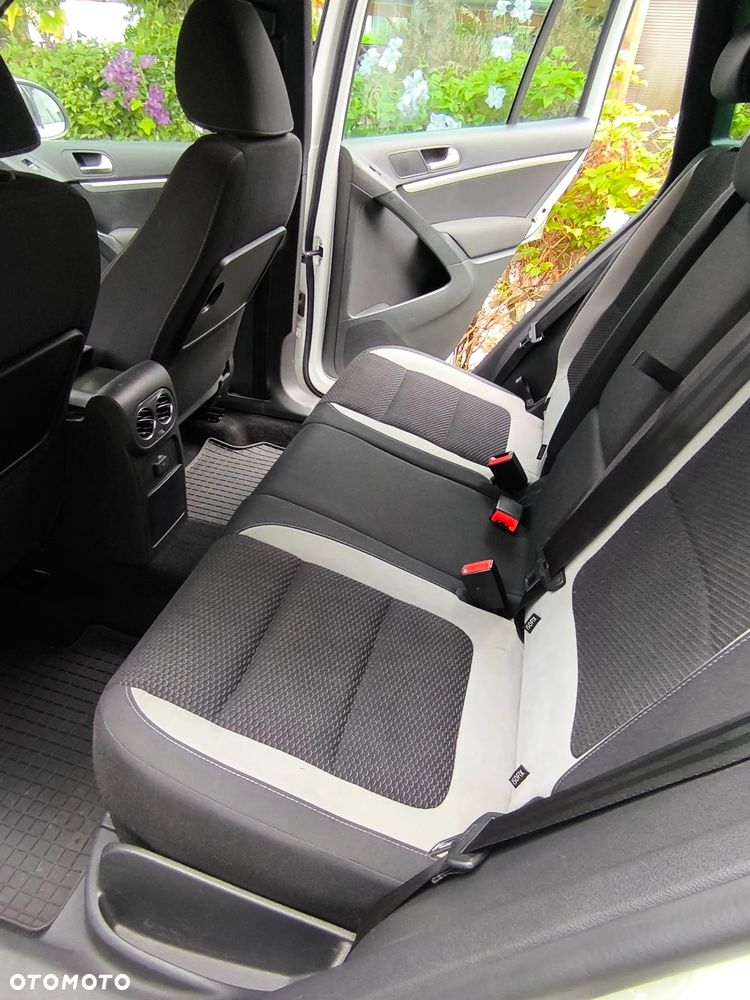 Volkswagen Tiguan 1.4 TSI Sport&Style DSG - 11