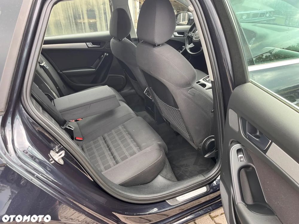 Audi A4 Avant - 14