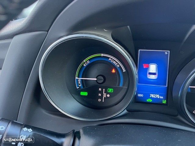 Toyota Auris Touring Sports - 18