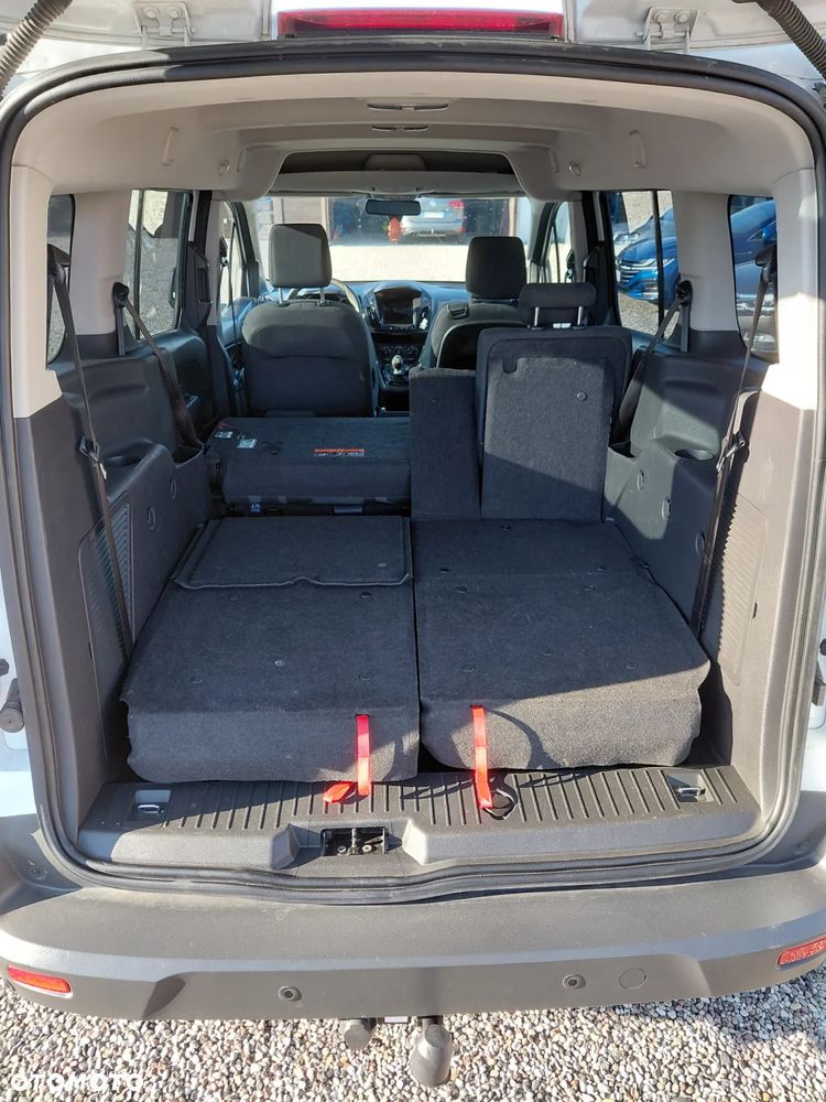 Ford Transit Connect - 22