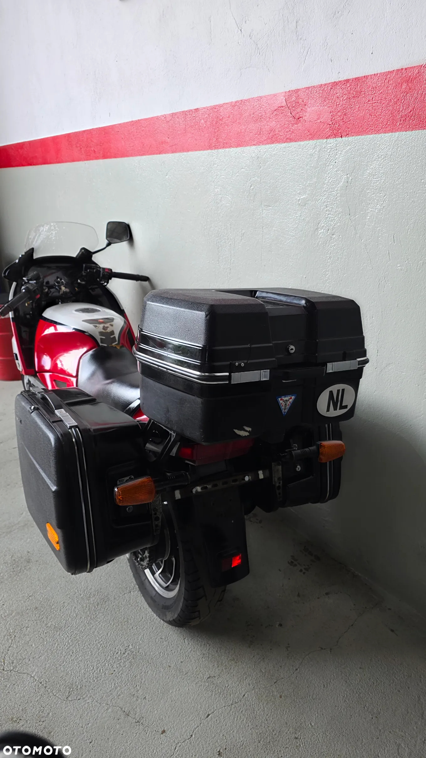 Yamaha FJ - 17