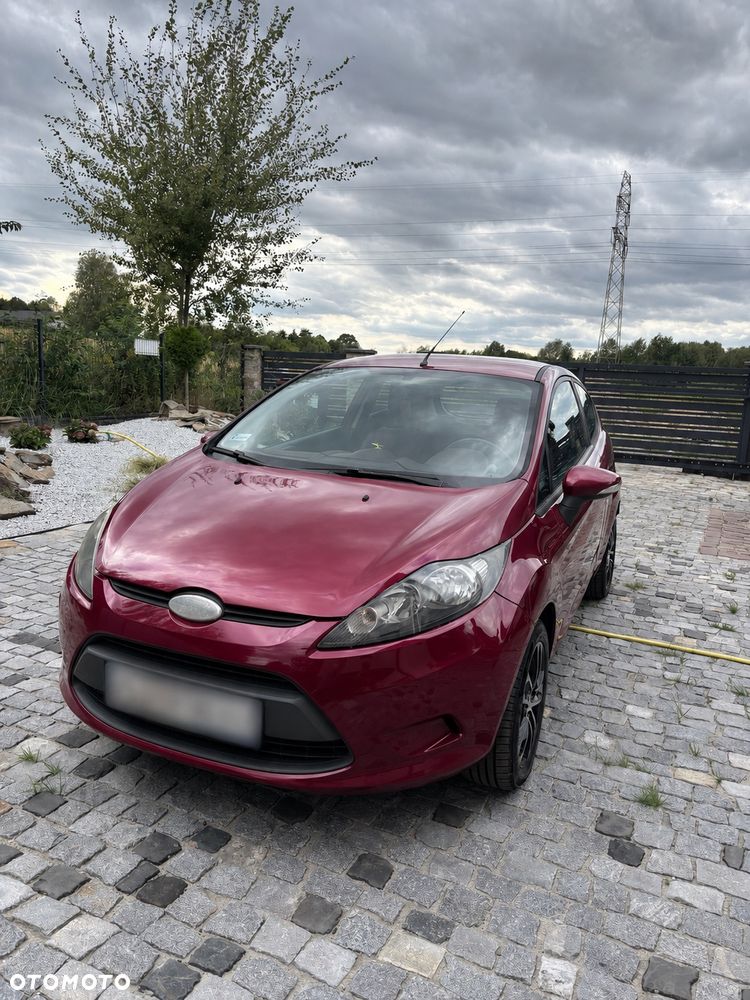 Ford Fiesta 1.25 Ambiente - 2