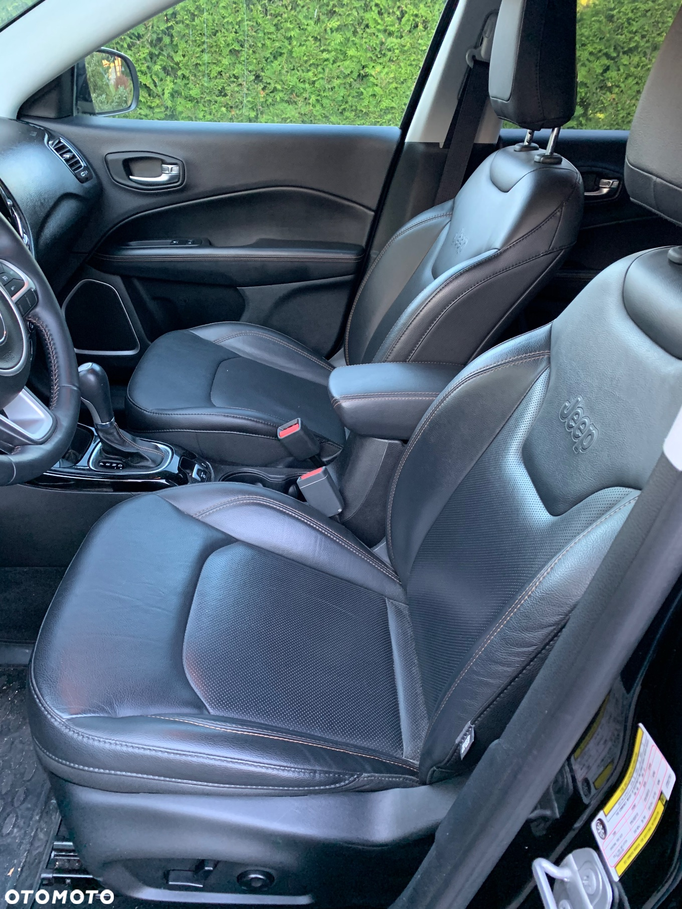 Jeep Compass - 14