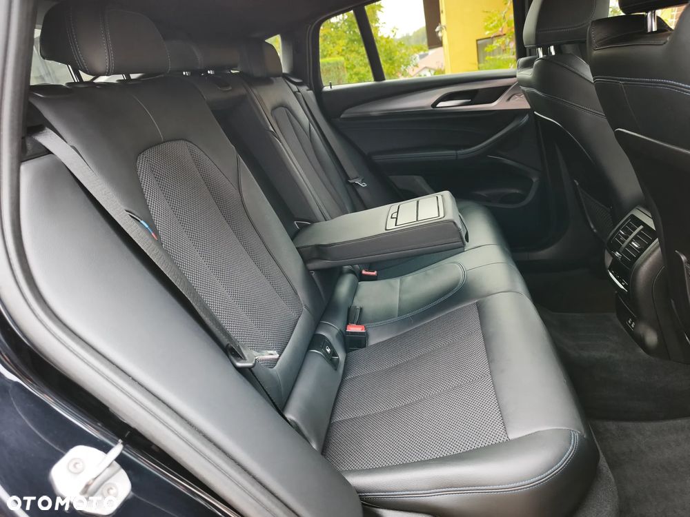 BMW X4 - 28