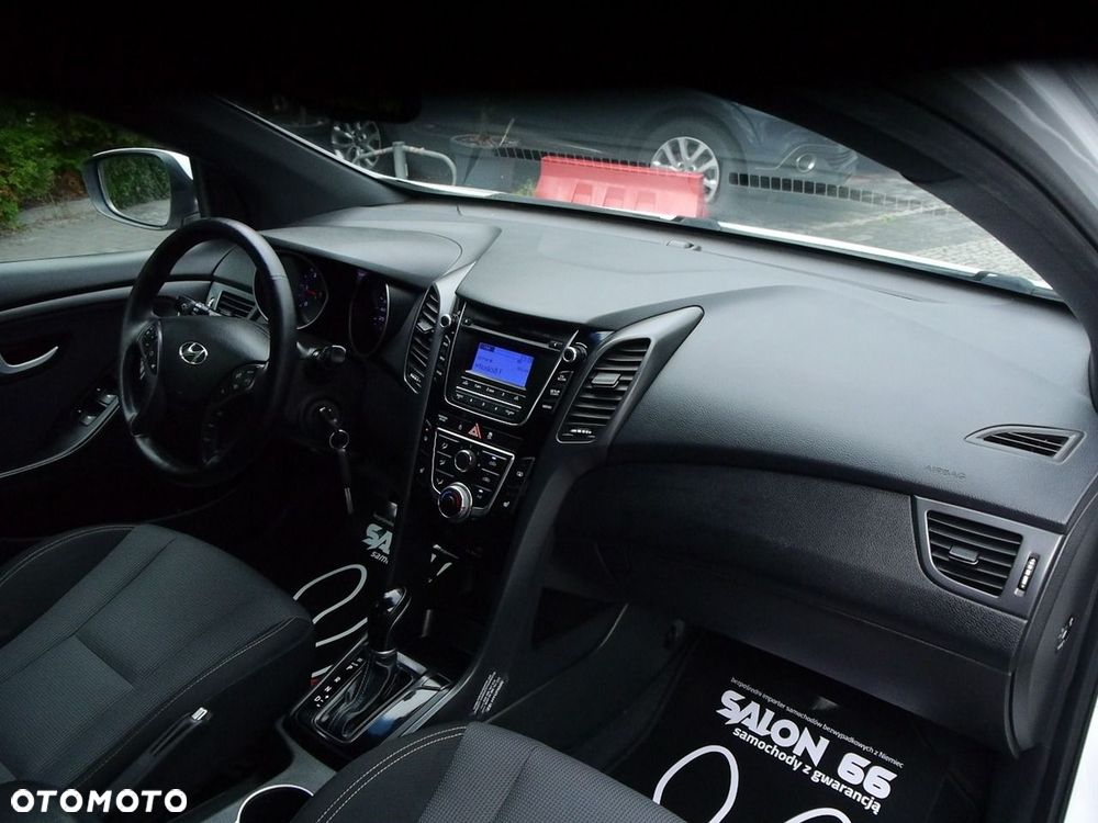 Hyundai i30 - 32