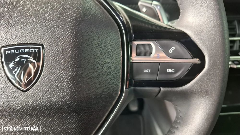 Peugeot 2008 1.2 Hybrid Allure e-DCS6 - 11