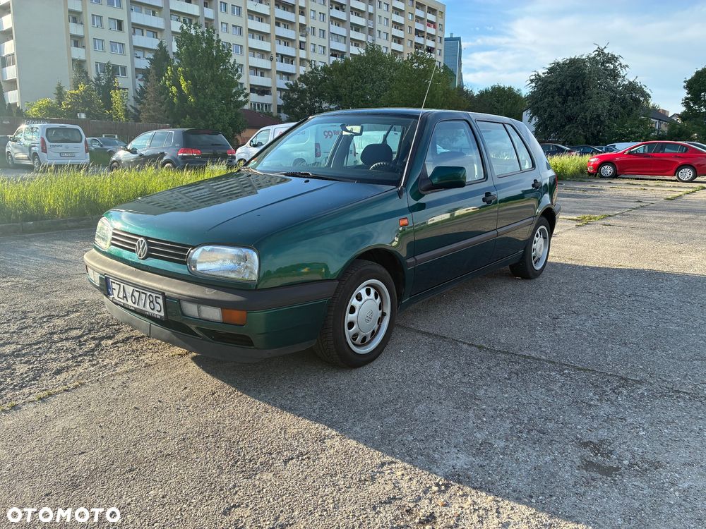 Volkswagen Golf - 15