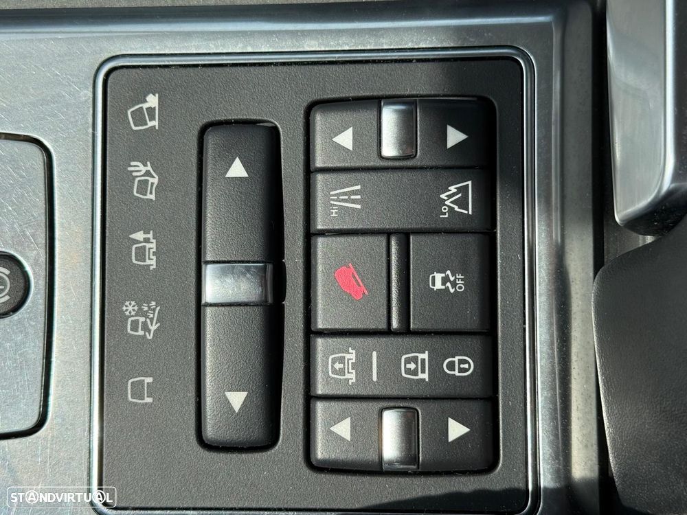 Land Rover Range Rover Sport 3.0 SDV6 HSE Black - 18