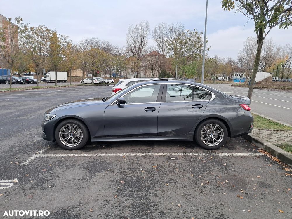 BMW Seria 3 330i AT Luxury Line - 22