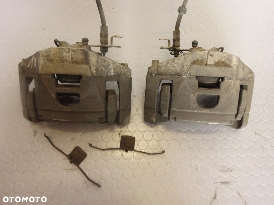 974 973 zacisk hamulcowy przod lewy prawy Audi A6 C6 3.0 tdi czesci