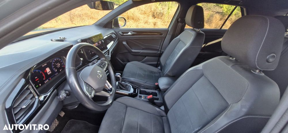 Volkswagen T-Roc 1.5 TSI DSG Style - 18