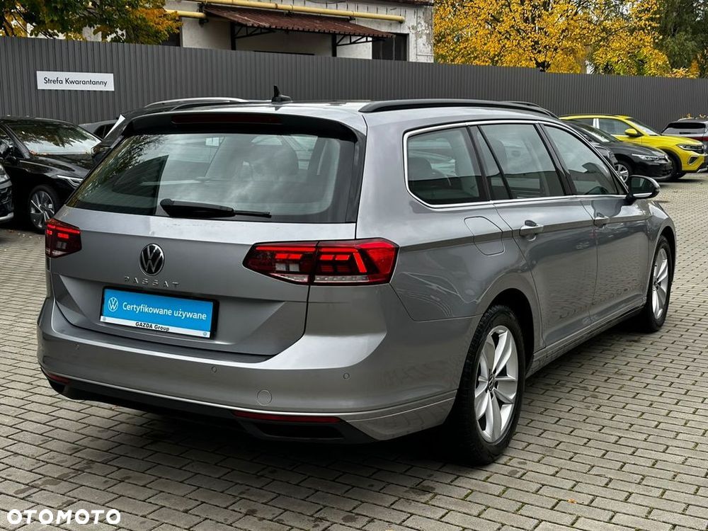 Volkswagen Passat 2.0 TSI Business DSG - 8