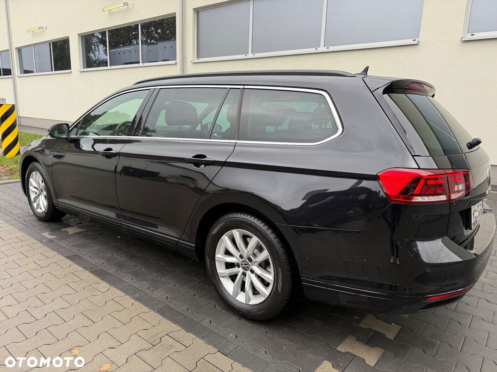 Volkswagen Passat 2.0 TDI EVO Business DSG - 9