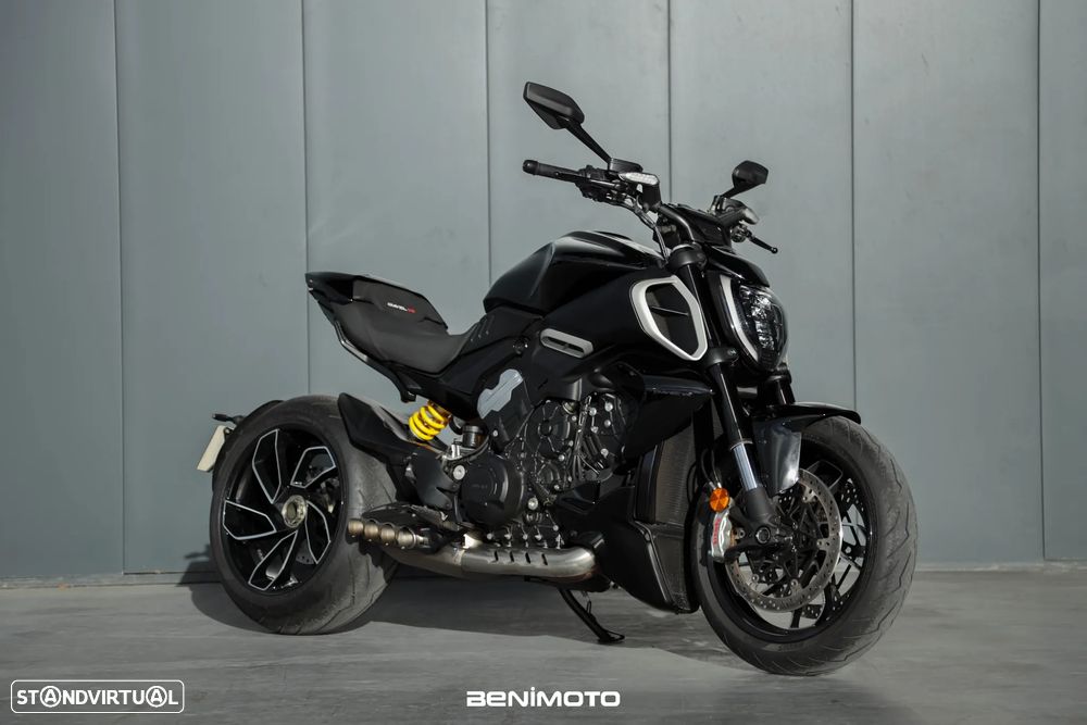 Ducati Diavel V4 - 1