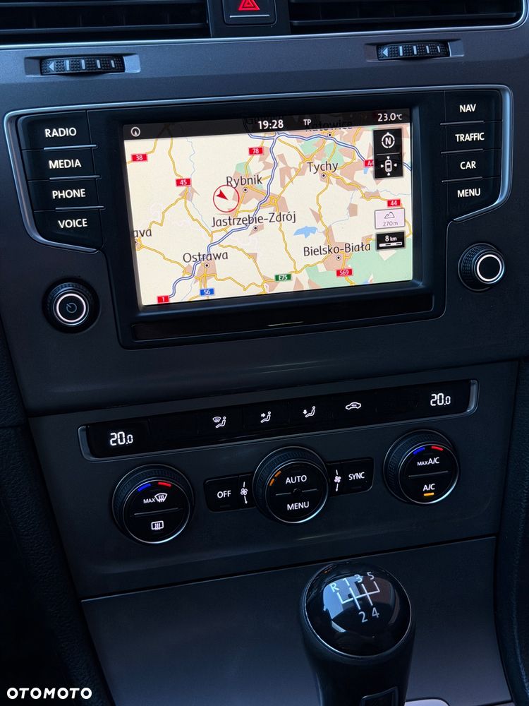 Volkswagen Golf 1.6 TDI BlueMotion Trendline - 21